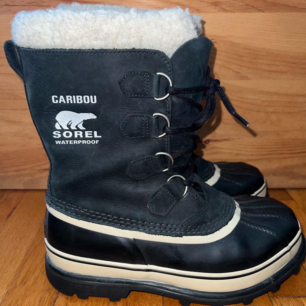 Sorel Caribou Insulated Waterproof Boots for Winter. Great used condition!
